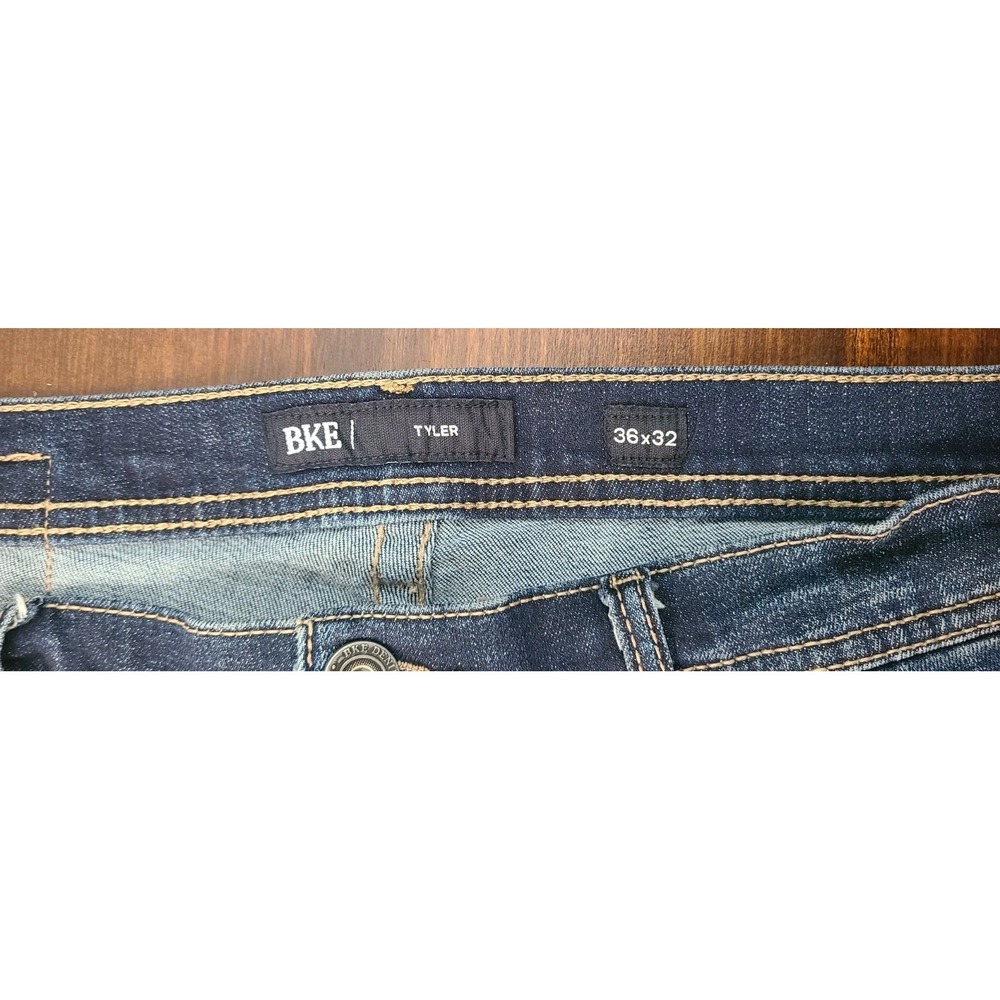 BKE Tyler Jeans Mens 36x32 Blue Straight Stretch Denim Dark Wash Embroidered - Picture 3 of 7